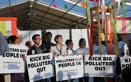 23502522905_deb9a26f23_b